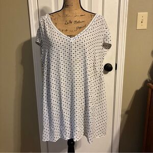 DR2 White and Black Patterned Blouse